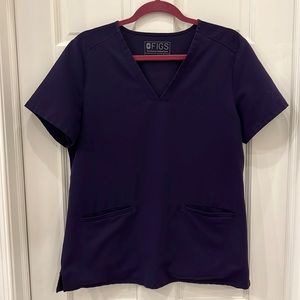 Figs Casma 3 pocket scrub top